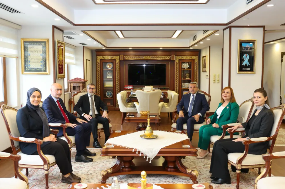 TİHEK Heyeti Rize Valisi Baydaş’ı Ziyaret Etti