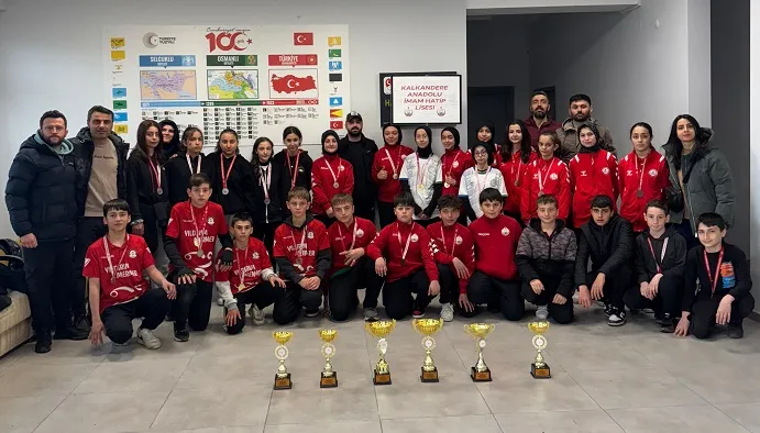 Kalkandere, Bocce İl Finallerinde Fırtına Gibi Esti: 8 Kupadan 6’sı Kalkandere’nin!