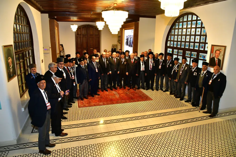 Trabzon Valisi Aziz Yıldırım, Kıbrıs Gazileri ve Şehit Ailelerini Ağırladı