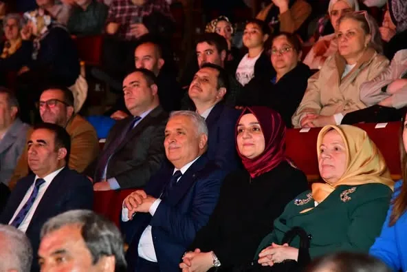 “Şifadır Türküler” Konseri Gönüllere Dokundu