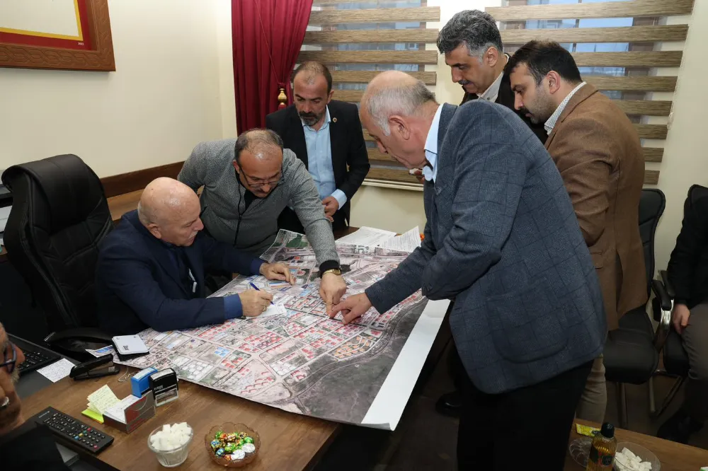 Başkan Sekmen, Kurtuluş Mahallesi