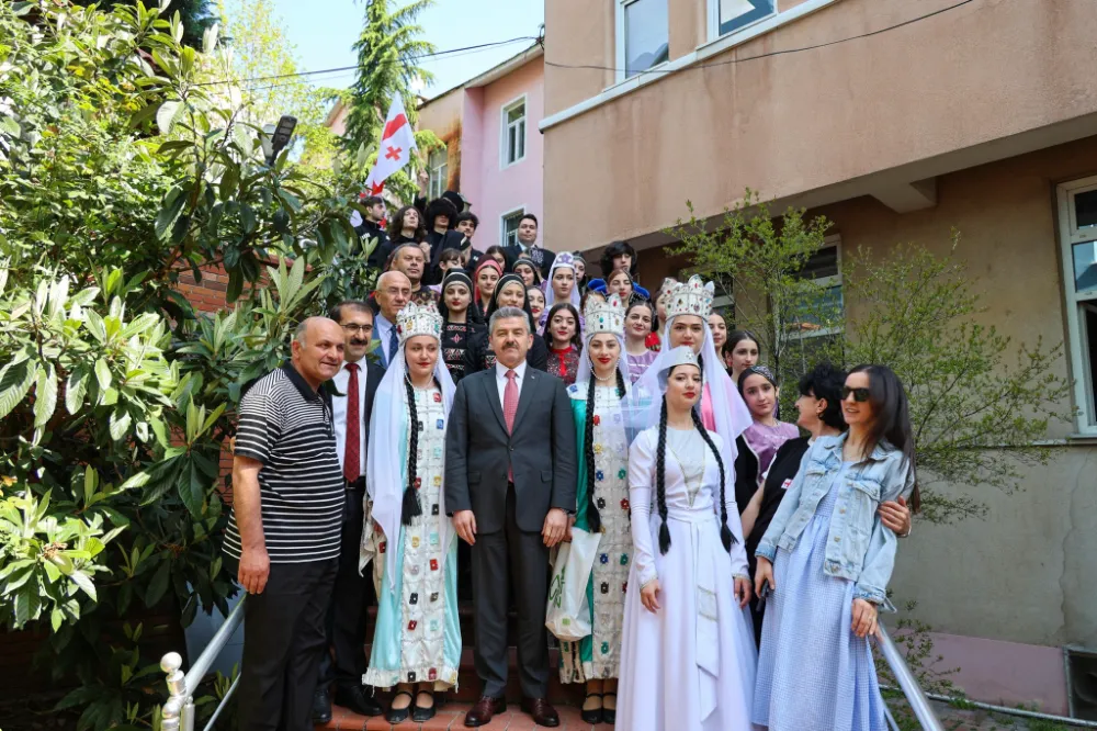 Vali Dr. Turan Ergün, Gürcistanlı Çocuklarla 23 Nisan Kahvaltısında Buluştu