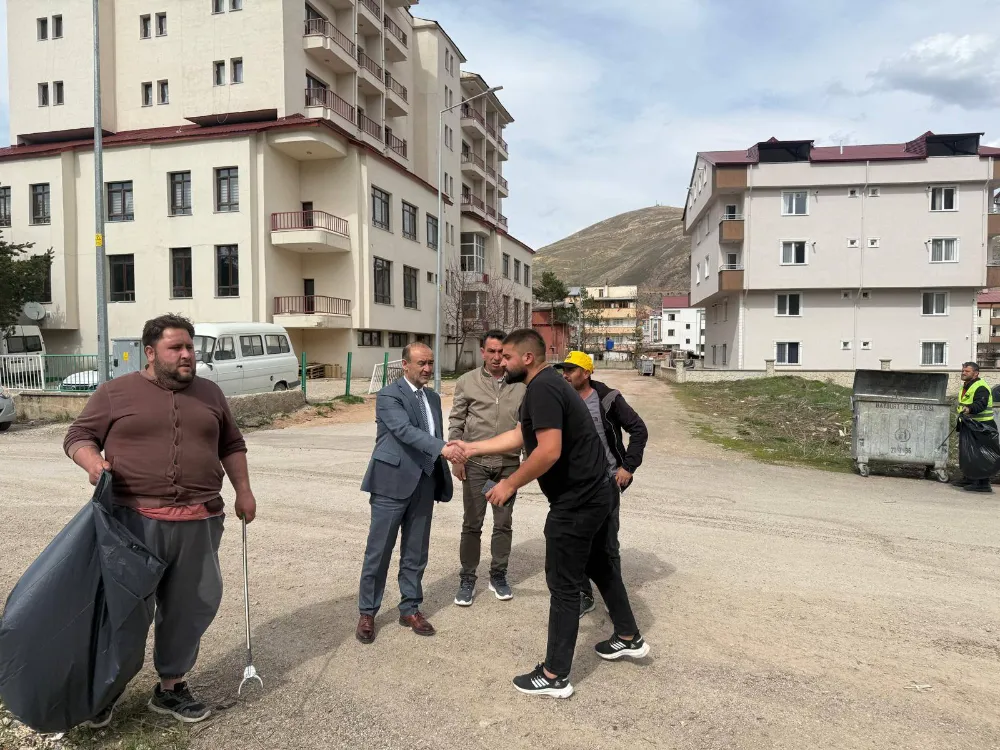 Bayburt Belediyesi Temizlik Çalışmalarına Hız Kesmeden Devam Ediyor