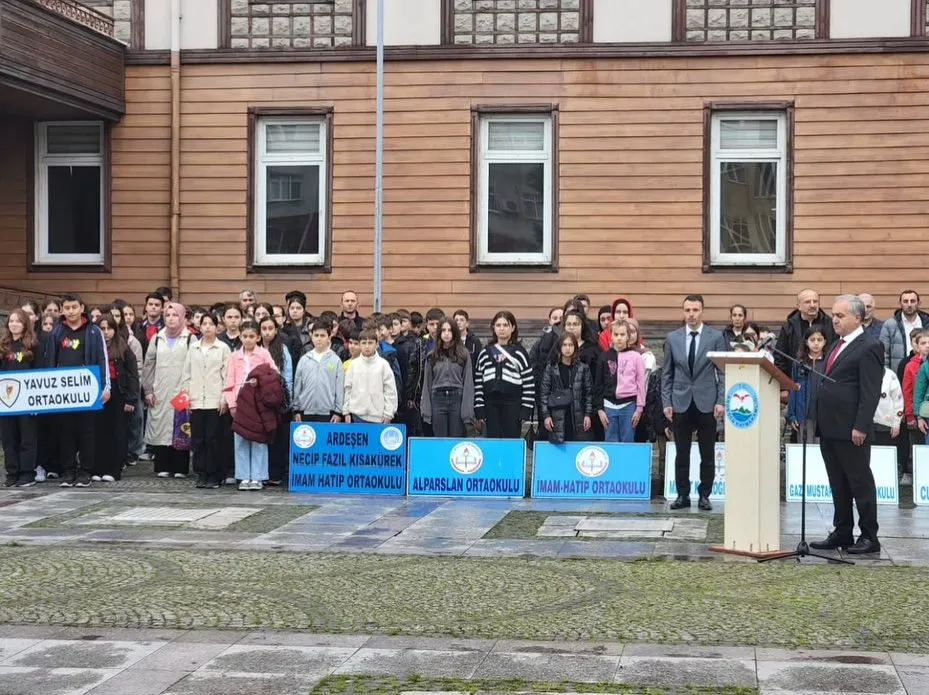 Ardeşen’de 23 Nisan Ulusal Egemenlik ve Çocuk Bayramı Coşkuyla Kutlandı