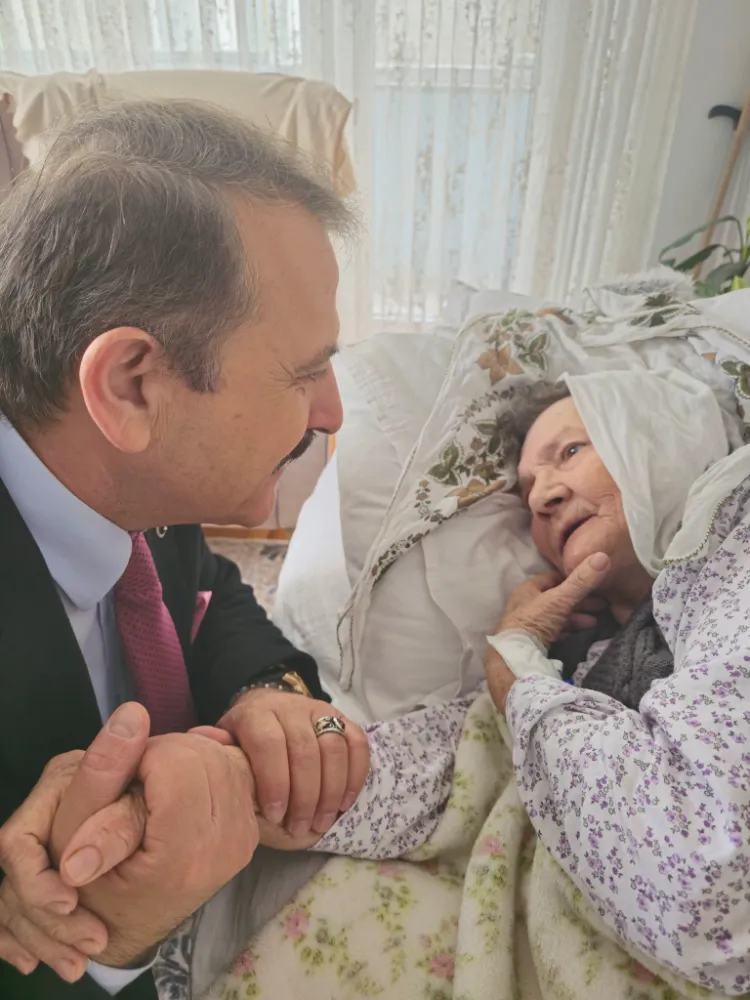 Vakfıkebir Belediye Başkanı Fuat Koçal’dan Hastalara Ziyaret