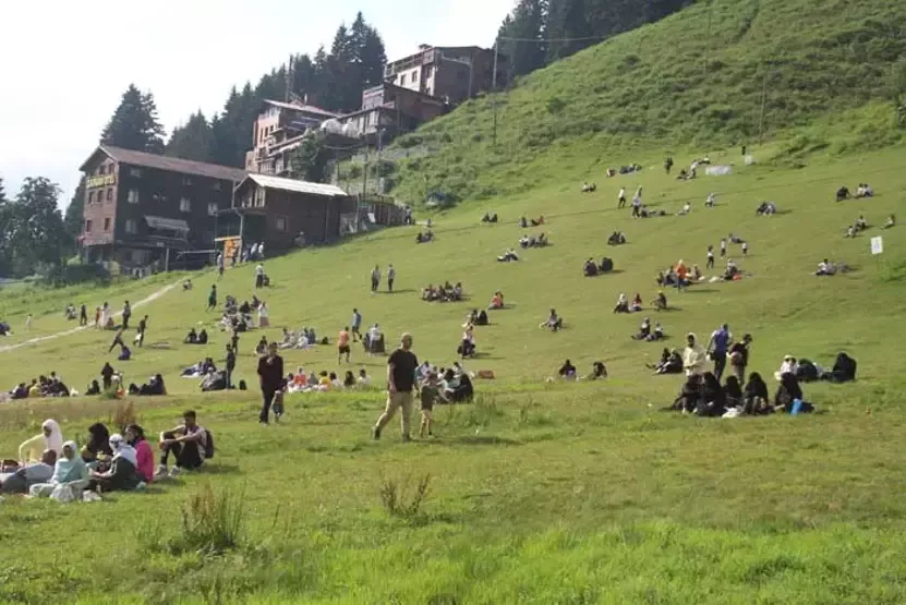 Doğasıyla Büyüleyen Rize Yabancı Turistlerden Ne Kadar İlgi Gördü?