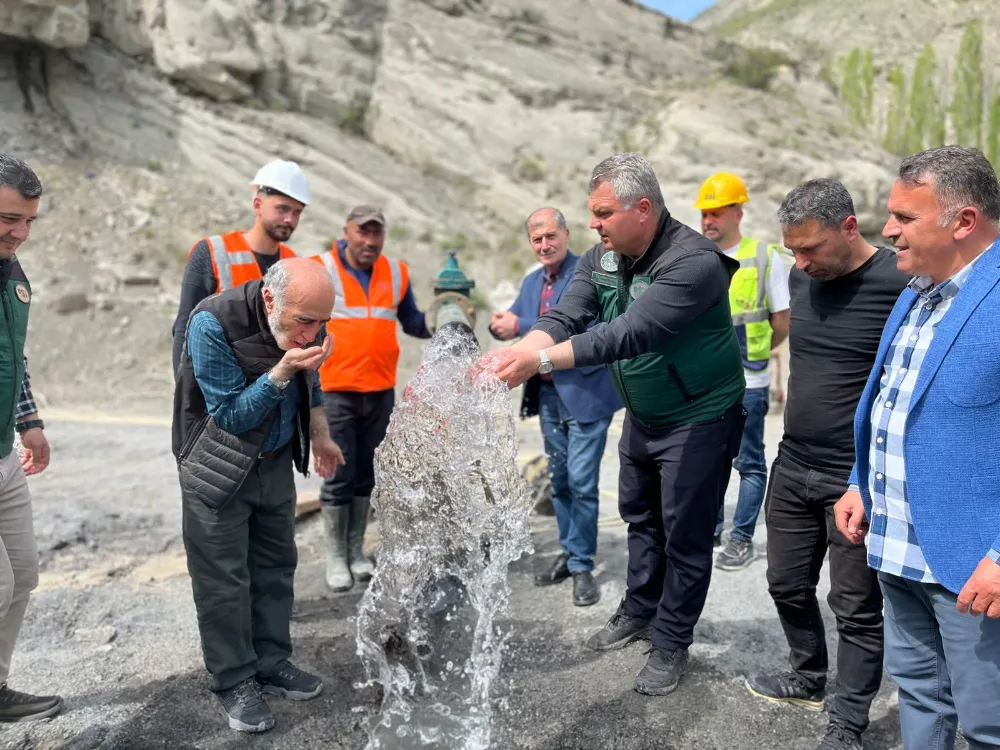 DSİ 8. Bölge Müdürlüğü, Uzundere İlçesi Dikyar Mahallesi’nde Araştırma Amaçlı Sondaj Çalışması Gerçekleştirdi