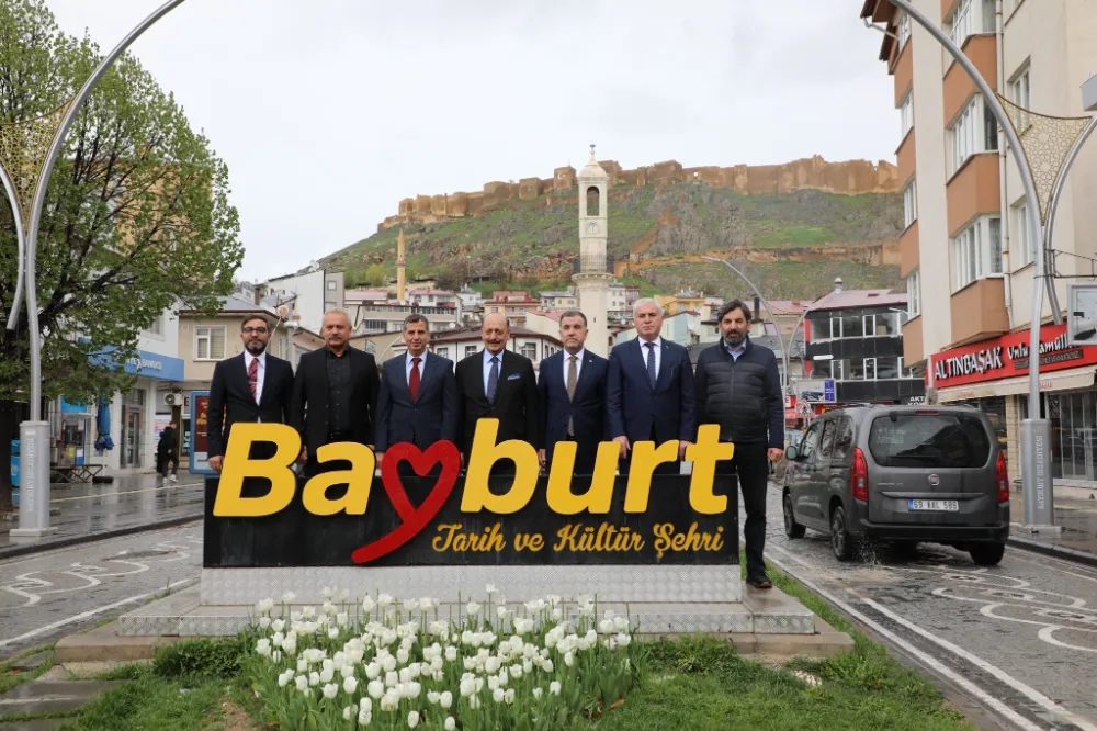 Bayburt Belediye Başkanı Mete Memiş ve Milletvekili Vedat Bilgin’den Esnaf Ziyareti