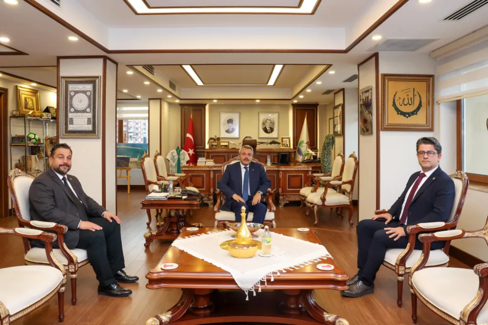 Rize Valisi Baydaş’tan Mezun Olduğu Üniversitenin Rektörüne Anlamlı Ziyaret