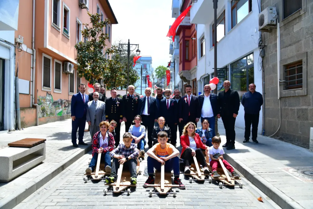 Trabzon Valisi Aziz Yıldırım,Geçmişe Kısa Bir Yolculuk Etkinliğinde Gençlerle Buluştu