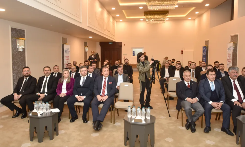 TSİAD’da Bayrak Değişimi Mehmet Manzak Yeni Başkan Seçildi