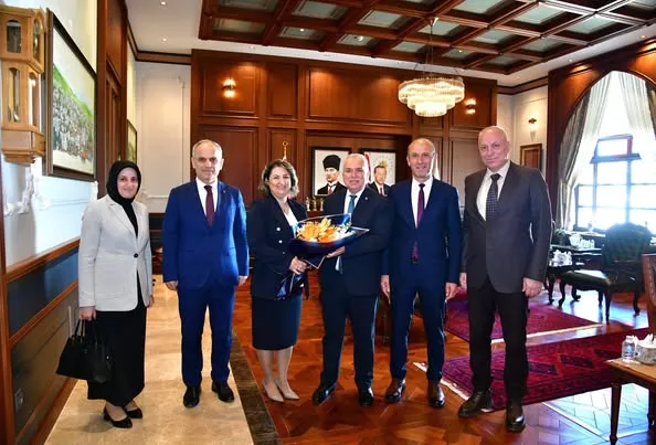 Trabzon Valisi Tapu ve Kadastro Genel Müdürlüğü’nün 178. Kuruluş Yıldönümünü Kutladı