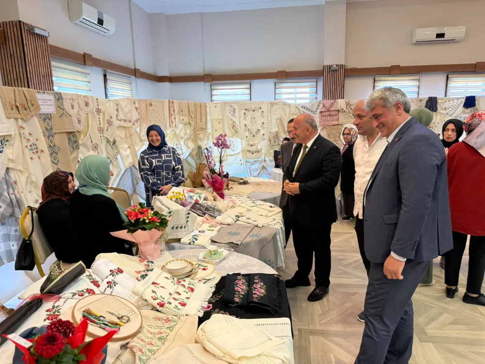Çayeli Halk Eğitim Merkezi Yıl Sonu Sergisi Büyük İlgi Gördü