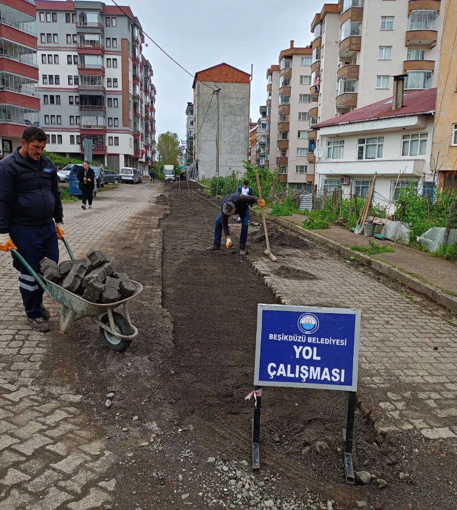 Beşikdüzü Belediyesi’nden Doğalgaz Çalışmaları Sonrası Zemin Onarımı
