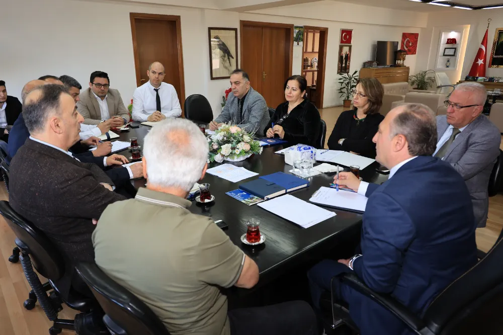 Arhavi Belediyesi’nde Haftalık Birim Amirleri Toplantısı Gerçekleştirildi