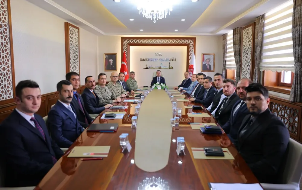 Bayburt’ta Genişletilmiş İl Güvenlik ve Asayiş Koordinasyon Toplantısı Yapıldı