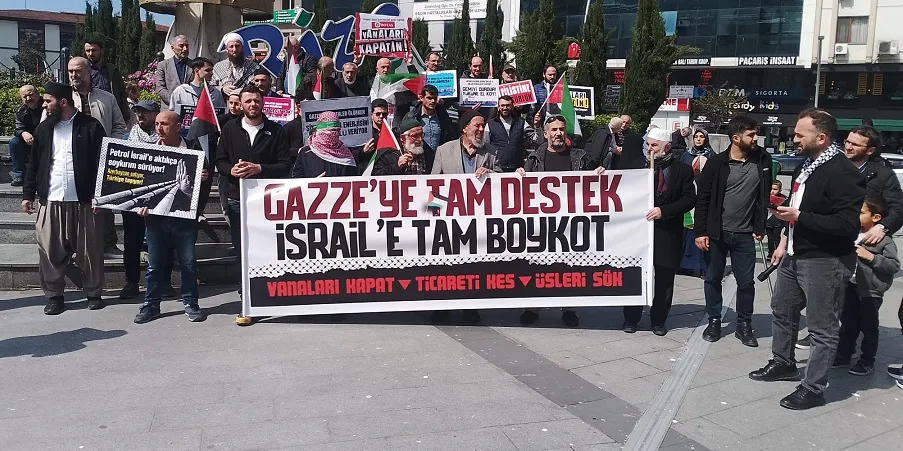 Rize’de Gazze İçin Protesto: Soykırımı Durdurun, Ticareti Kesin