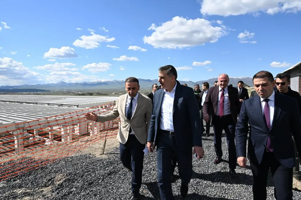 Erzurum Valisi Mustafa Çiftçi, 2. Organize Sanayi Bölgesi’nde Yatırımları Yerinde İnceledi