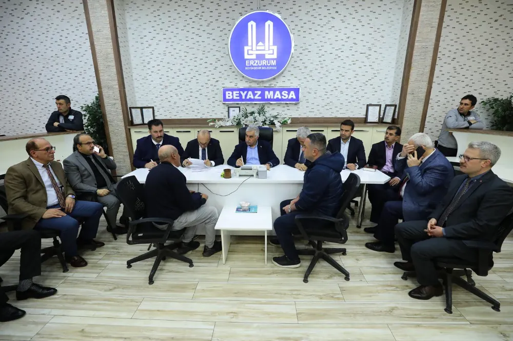 Erzurum Büyükşehir Belediyesi’nden Halk Günü Buluşması Hemşehrilerimizin Talepleri Dinlendi