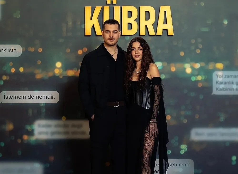 Çağatay Ulusoy ve Aslıhan Malbora Aşkı Belgelendi!