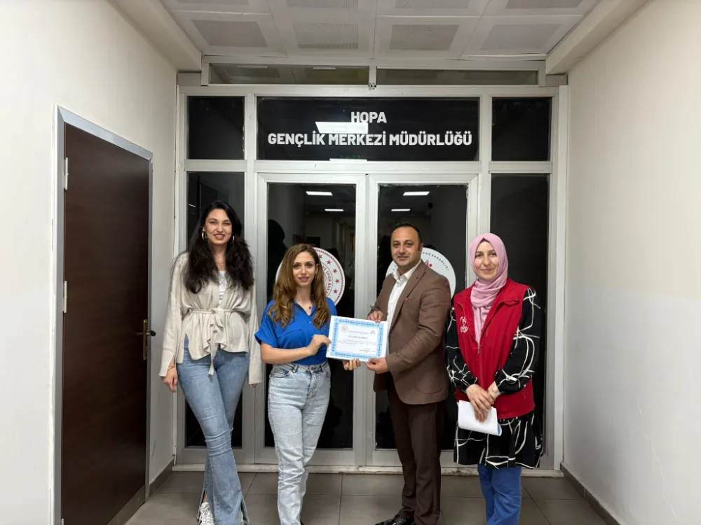 Hopa Gençlik Merkezi’nden EYS Hocalarına Teşekkür Belgesi
