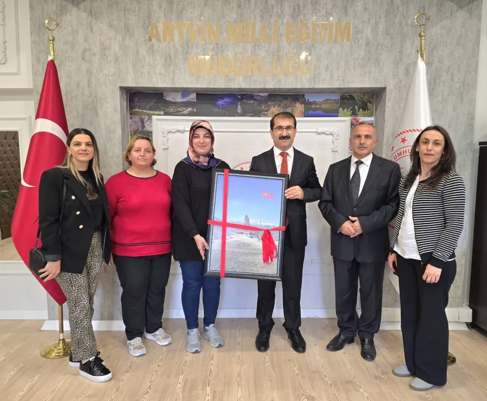 Karadeniz Bakır İlkokulu’ndan İl Müdürü Fahri Acar’a Teşekkür Ziyareti