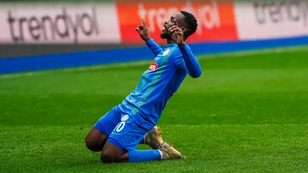Rizespor’un Orta Sahası Coştu