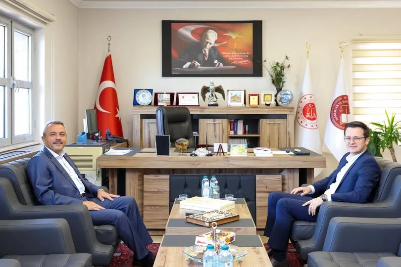 Vali Baydaş’tan Rize İdare Mahkemesi Başkanı Öztürk’e Ziyaret