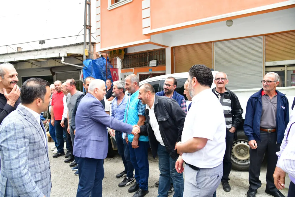 Trabzon Valisi Aziz Yıldırım, Uçarsu Mahallesi’nde Vatandaşlarla Buluştu