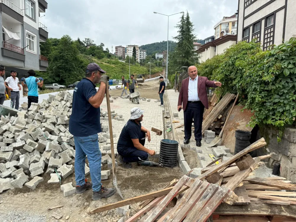 Yenipazar Mahallesinde Çayeli Belediyesinden altyapı ve ulaşım projeleri hızla ilerliyor