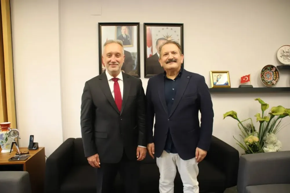 Dr. Mehmet Topsakal