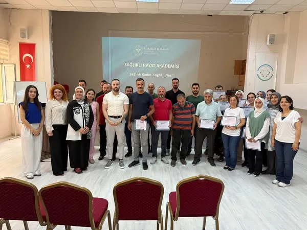 Artvin’de Çalışanlara Yönelik “Sağlıklı Hayat Akademisi” Eğitimleri Tamamlandı