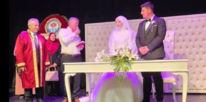 Trabzon İl Müftülüğünden Genç Çifte Anlamlı Nikah Töreni