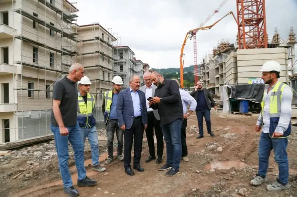 Başkan Metin, Yağlıtaş Kentsel Dönüşüm Çalışmalarını İnceledi
