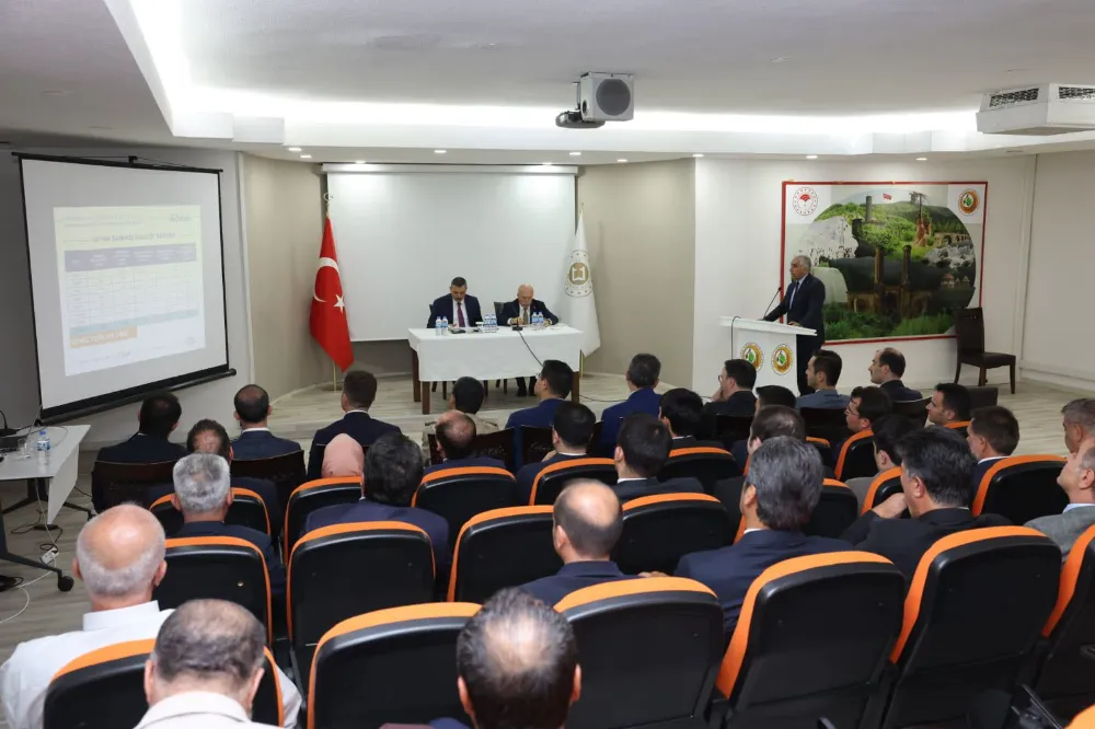 Erzurum Valisi Mustafa Çiftçi Başkanlığında Sokak Hayvanlarına Yönelik Tedbirler Toplantısı Yapıldı