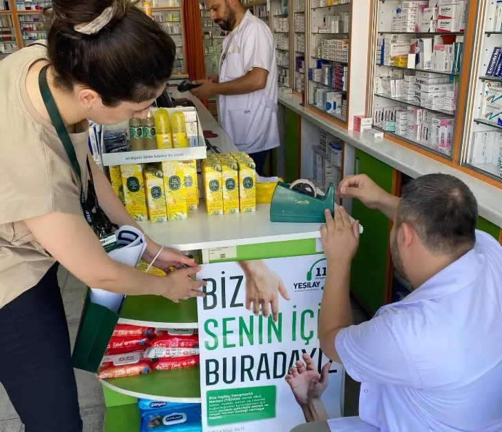 Rize Yeşilay Esnaf Ziyaretlerine Yeşil Bir Gelecek İçin Birlikteyiz Mottosuyla Devam Ediyor
