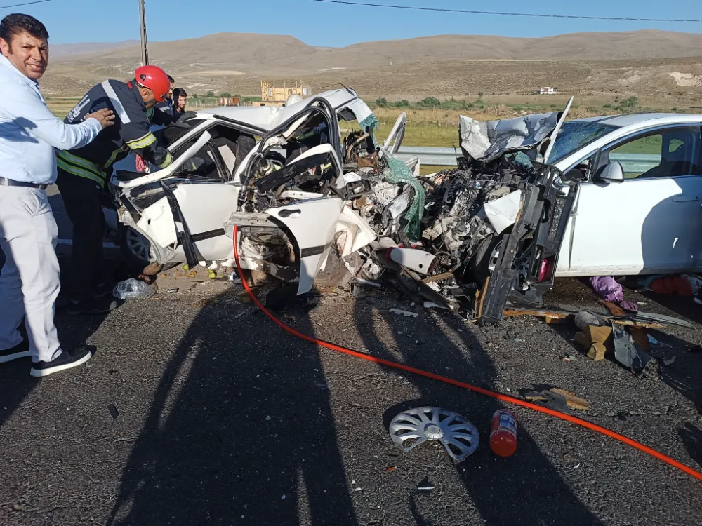 Erzurum’da Tortum Yolu’nda Feci Trafik Kazası: 4 Kişi Hayatını Kaybetti