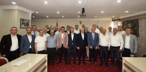 AK Parti Heyeti TESOB’u Ziyaret Etti, Esnafın Talepleri Masaya Yatırıldı