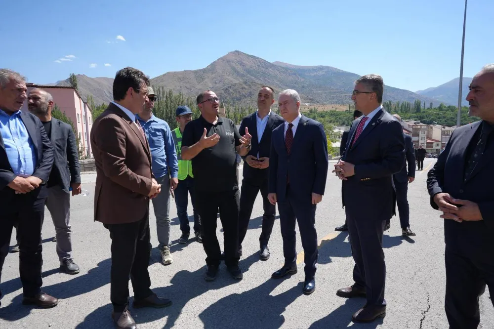 MHP Heyetinden İspir’e Çıkarma: Heyelan Alanı İncelendi!
