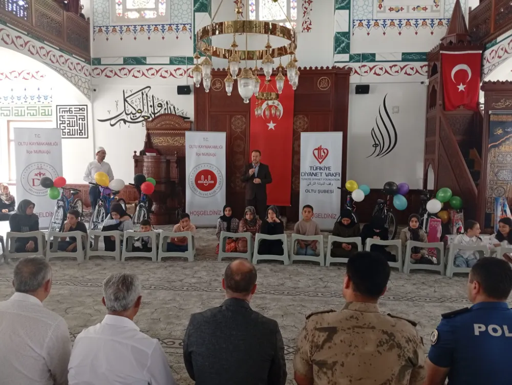 Oltu’da Yaz Kur’an Kursları Bilgi Yarışması Ödül Töreni Coşkuyla Gerçekleştirildi