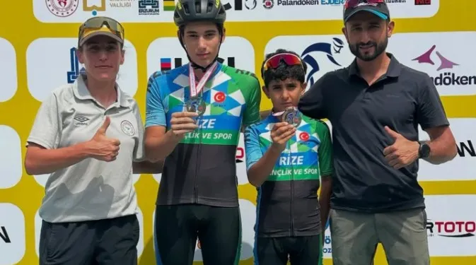 Rize’li Pedallar Erzurum’da Zirveye Çıktı: İki Altın Madalya ile Döndüler