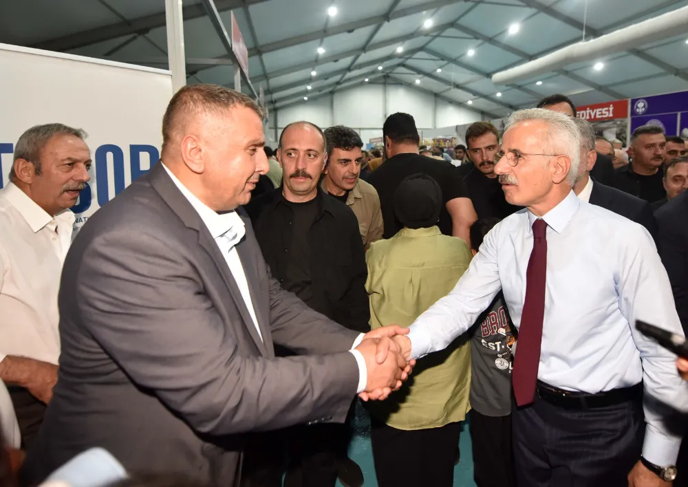 Bakan Uraloğlu, Trabzon Günleri’nde TESOB Standını Ziyaret Etti