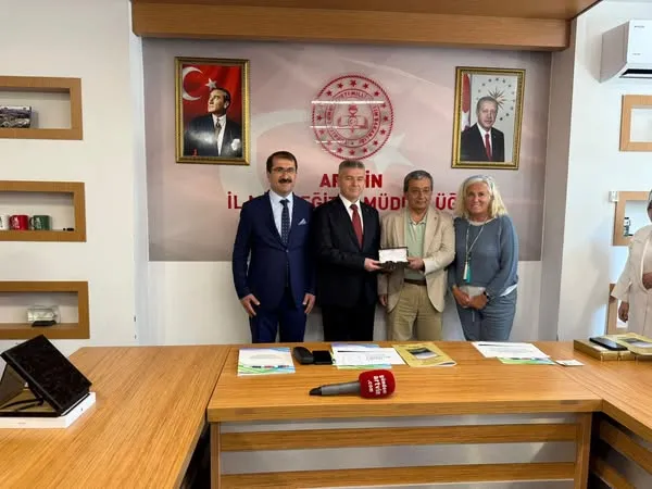 Artvin’de Başarılı Öğrenciler Ödüllendirildi