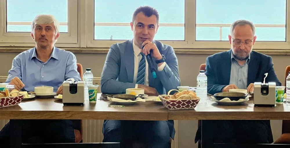 Kaymakam Hamza İnam, Kur’an Kursu Öğrencileriyle Öğretmenevinde Buluştu