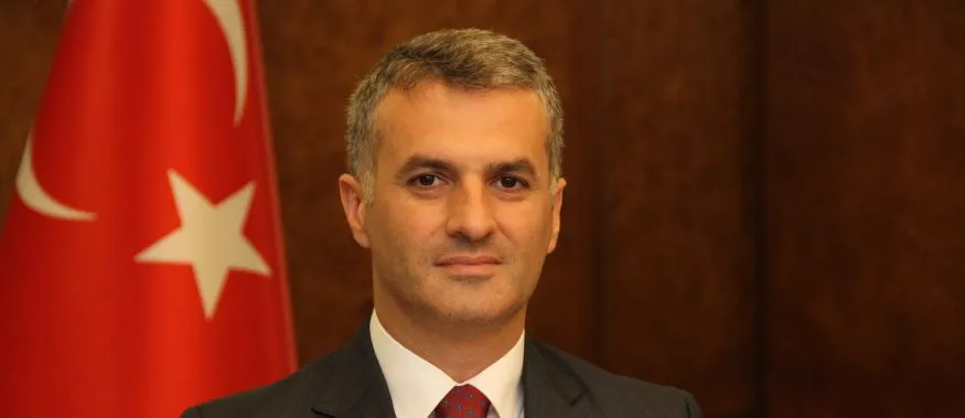 Yomra Belediyesi’ne Türkiye Belediyeler Birliği’nden Hibe İş Makinesi
