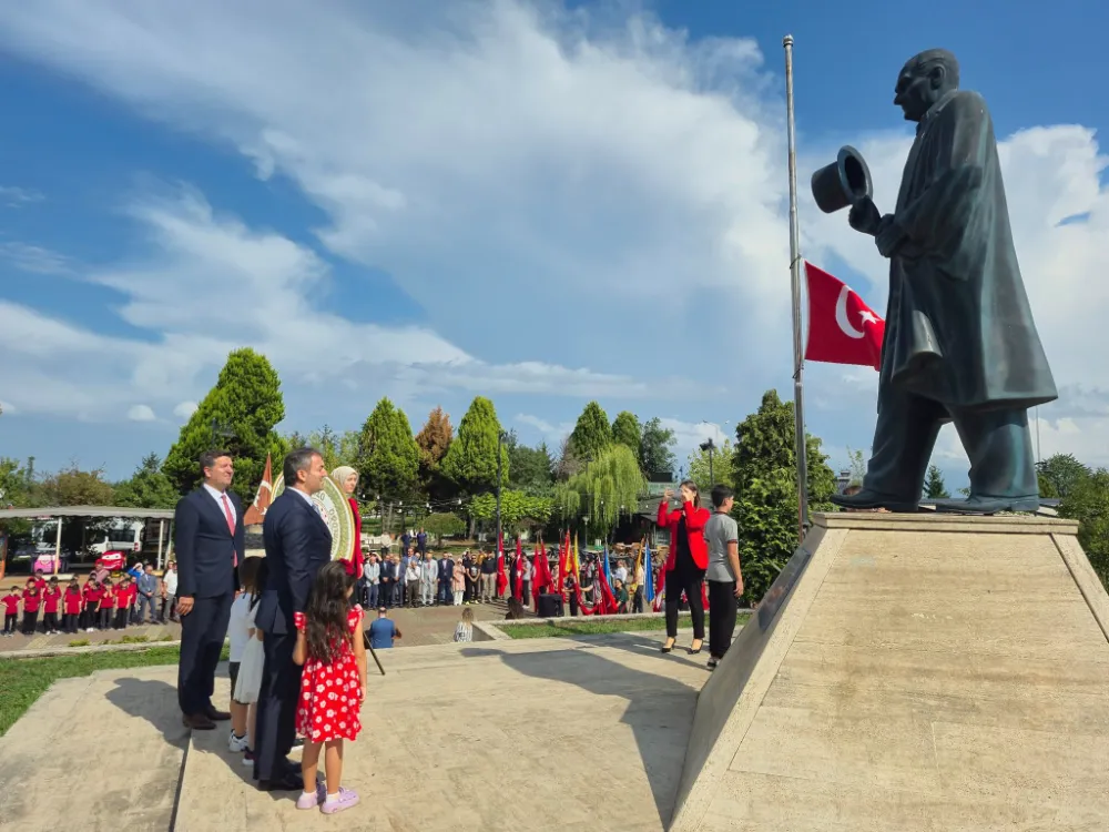 Beşikdüzü’nde İlköğretim Haftası Coşkuyla Kutlandı