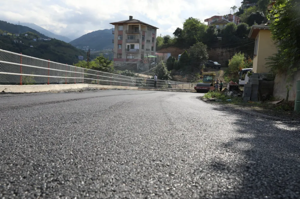 Yaylacık Mahallesi’nde Yol Çalışmaları Hızla Devam Ediyor