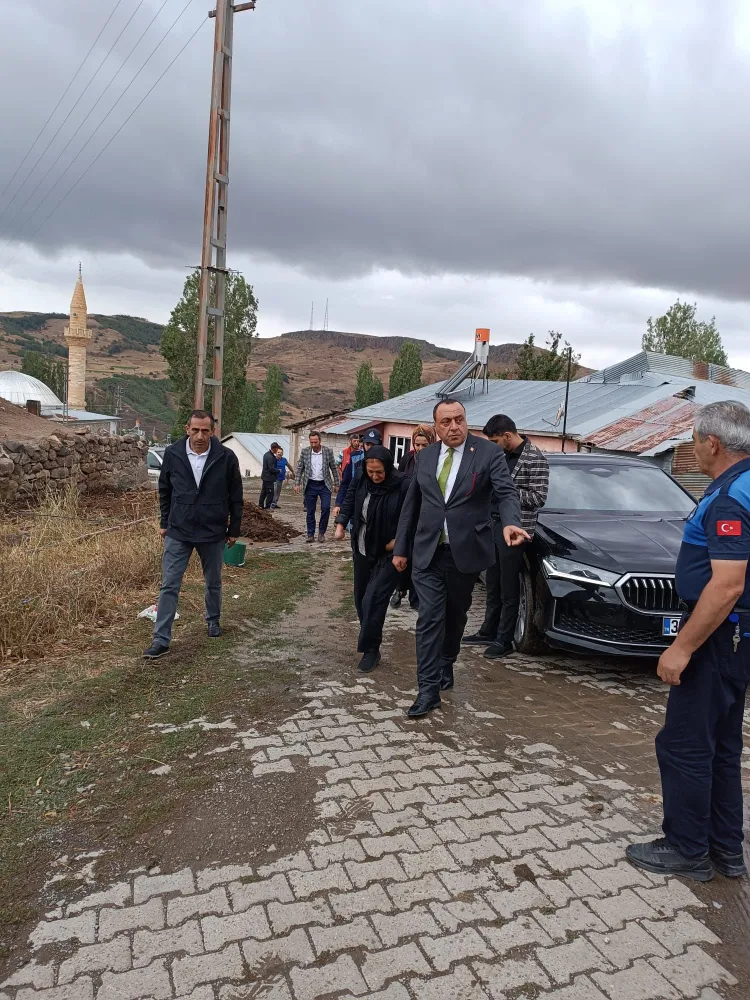 Narman’da Yangın Sonrası İncelemeler: Başkan Kınalı ve Milletvekili Öncü Vatandaşların Yanında