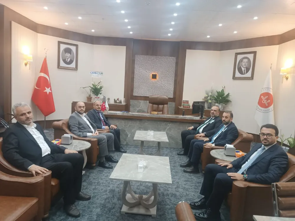 Doç. Dr. Fatih Kurt’tan Rize Kur’an Eğitim Merkezine Ziyaret