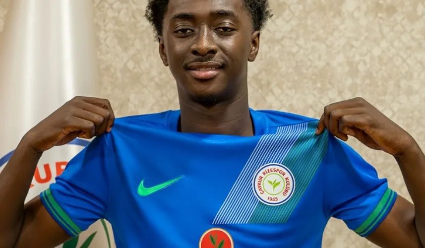 Çaykur Rizespor, Jesurun Rak-Sakyi’yi Kadrosuna Kattı
